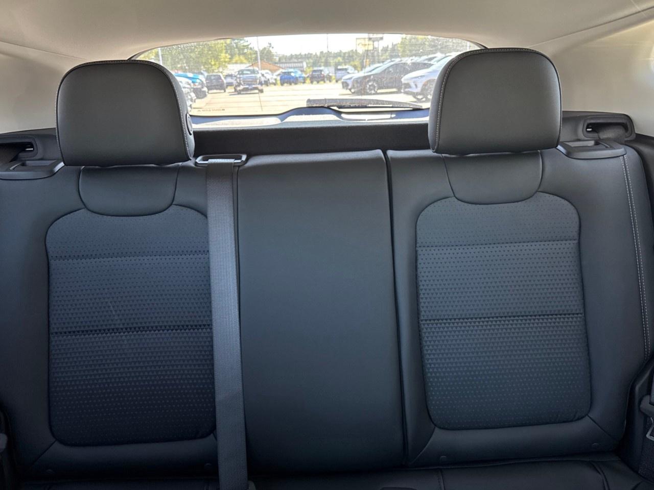 2026 Chevrolet Trax Fwd 4dr Lt Photo