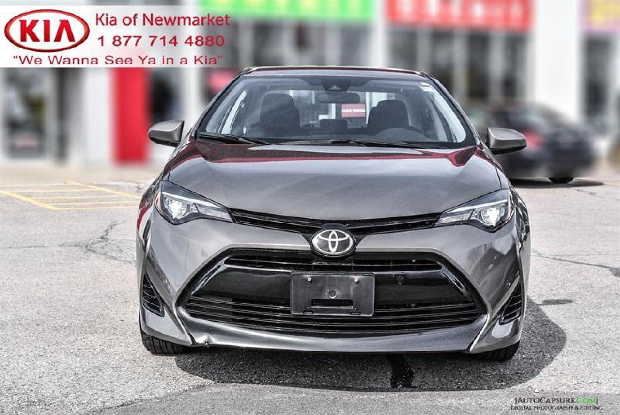 2017 Toyota Corolla LE (CVT) 4dr Sedan Photo