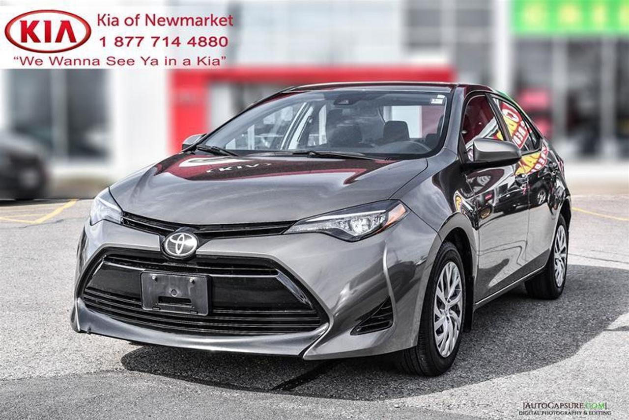 2017 Toyota Corolla LE (CVT) 4dr Sedan Photo