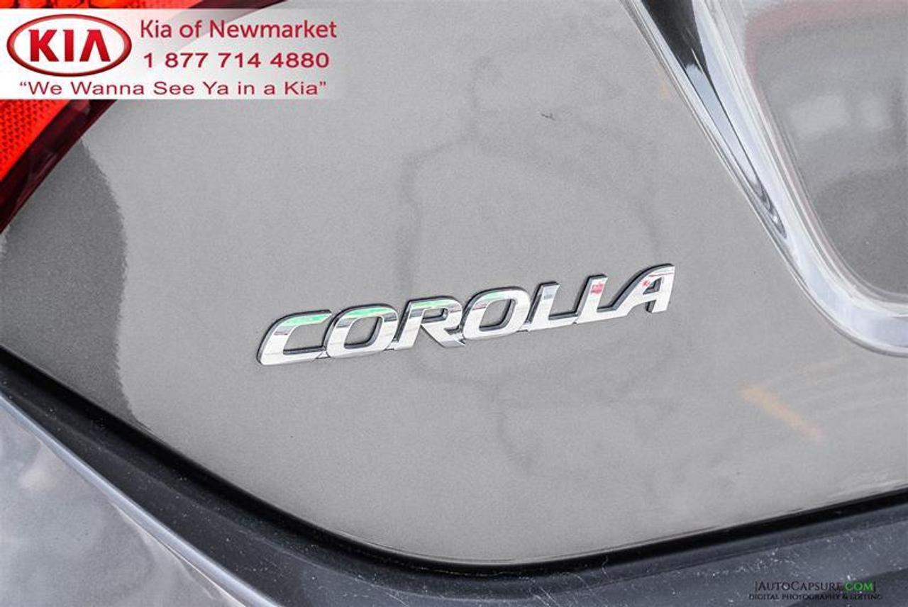 2017 Toyota Corolla LE (CVT) 4dr Sedan Photo