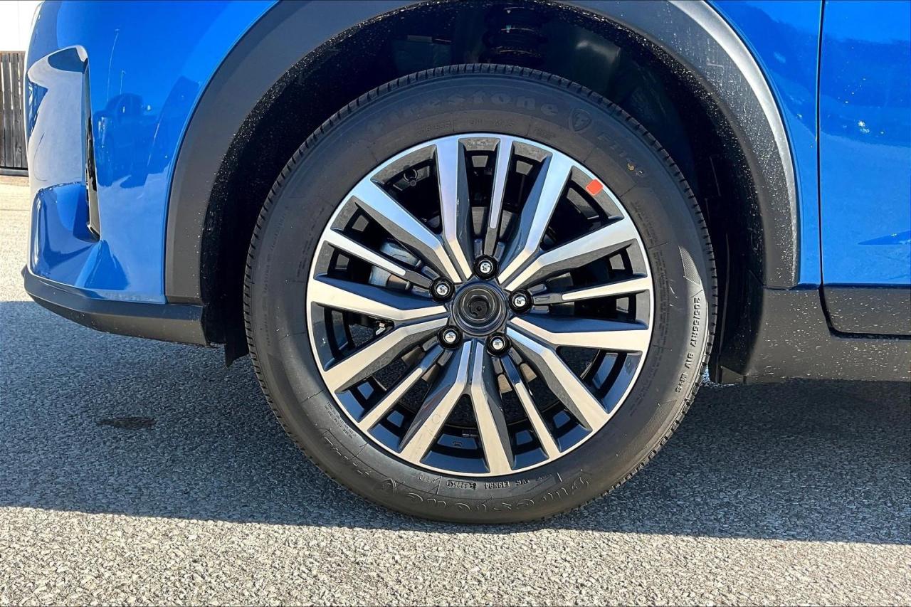 2025 Nissan Kicks Play SV 4dr Front-Wheel Drive Photo