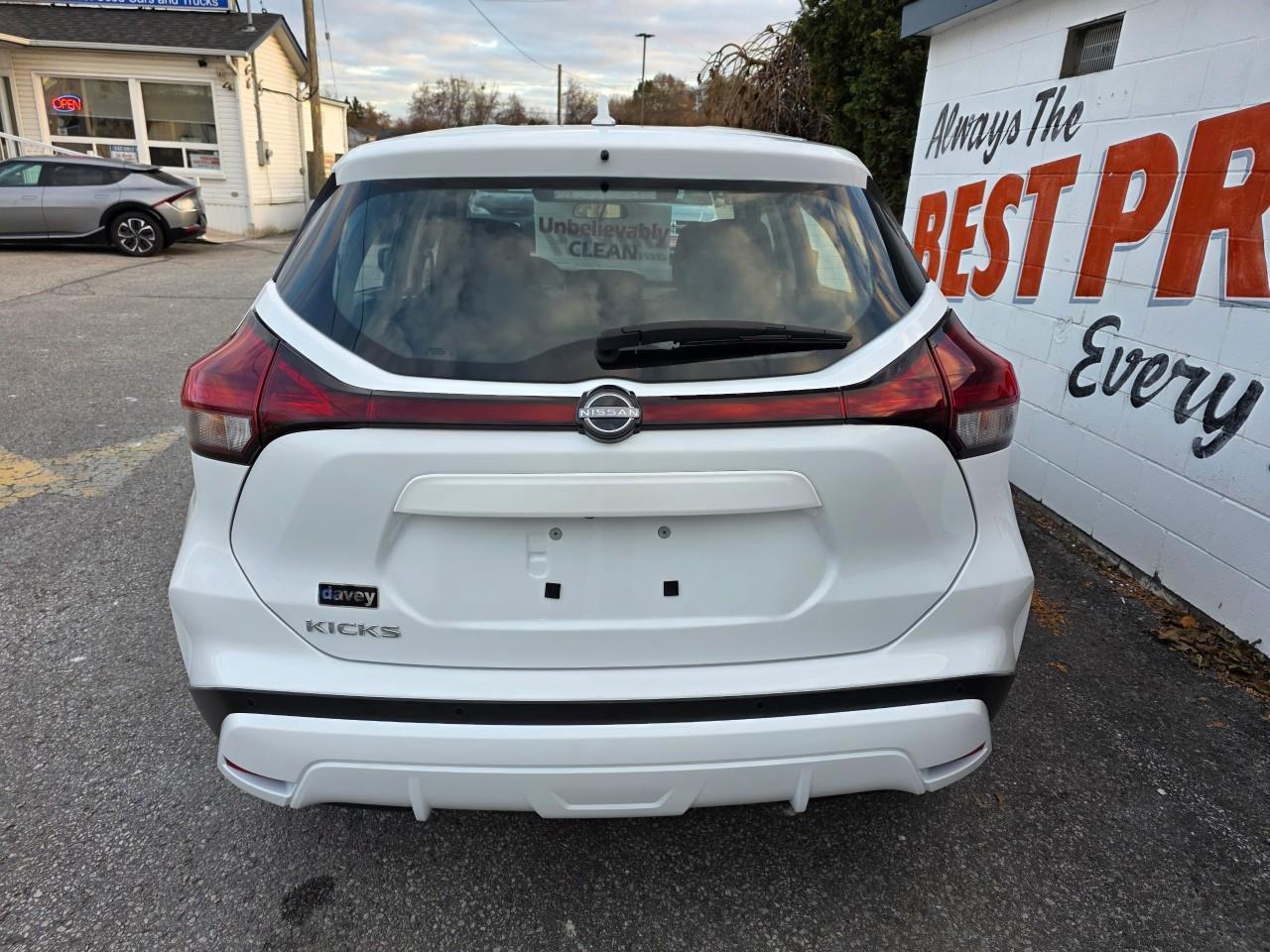 2024 Nissan Kicks S 4dr Front-Wheel Drive Photo