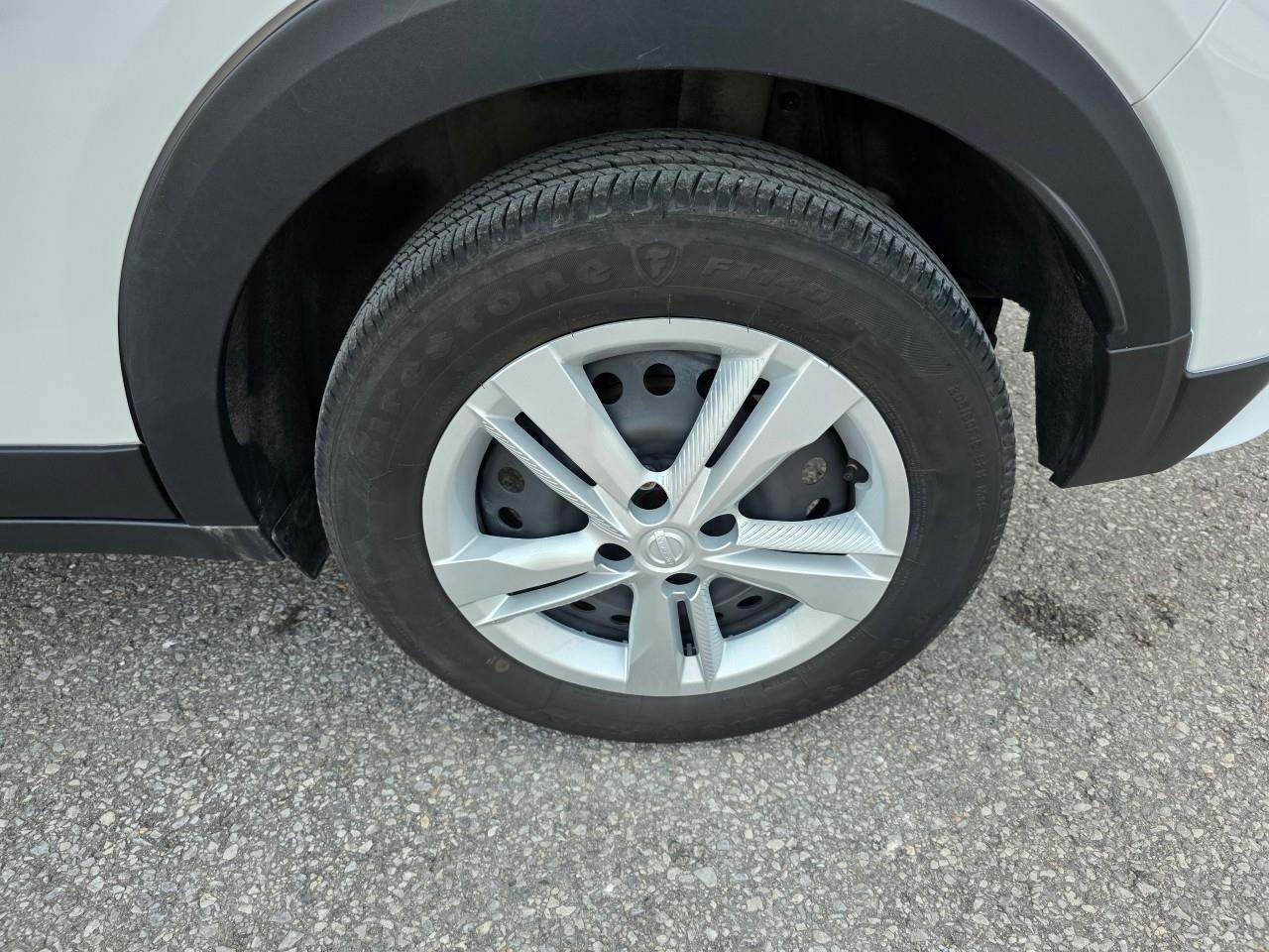 2024 Nissan Kicks S 4dr Front-Wheel Drive Photo