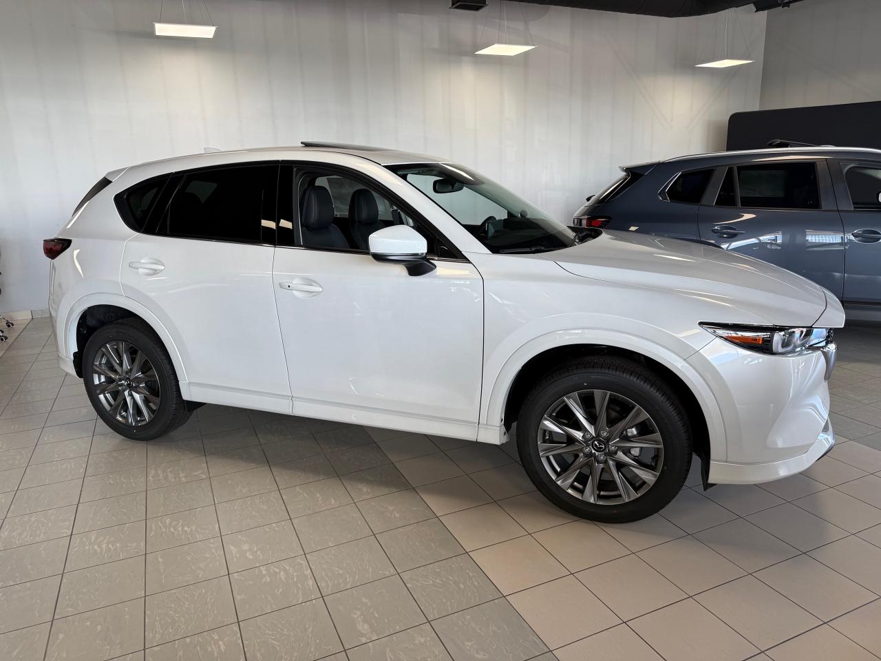 2025 Mazda CX-5 GT 4dr i-ACTIV All-Wheel Drive Sport Utility Photo2