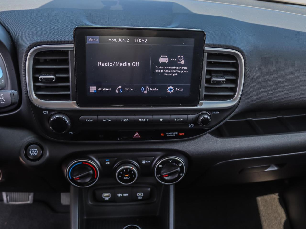 2024 Hyundai Venue Preferred 4dr Front-Wheel Drive Photo