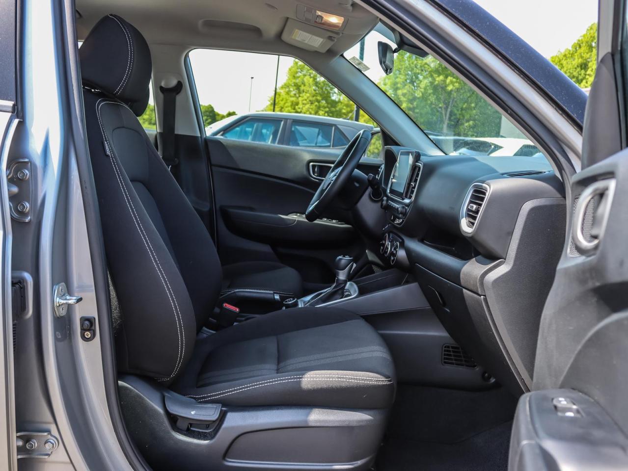 2024 Hyundai Venue Preferred 4dr Front-Wheel Drive Photo