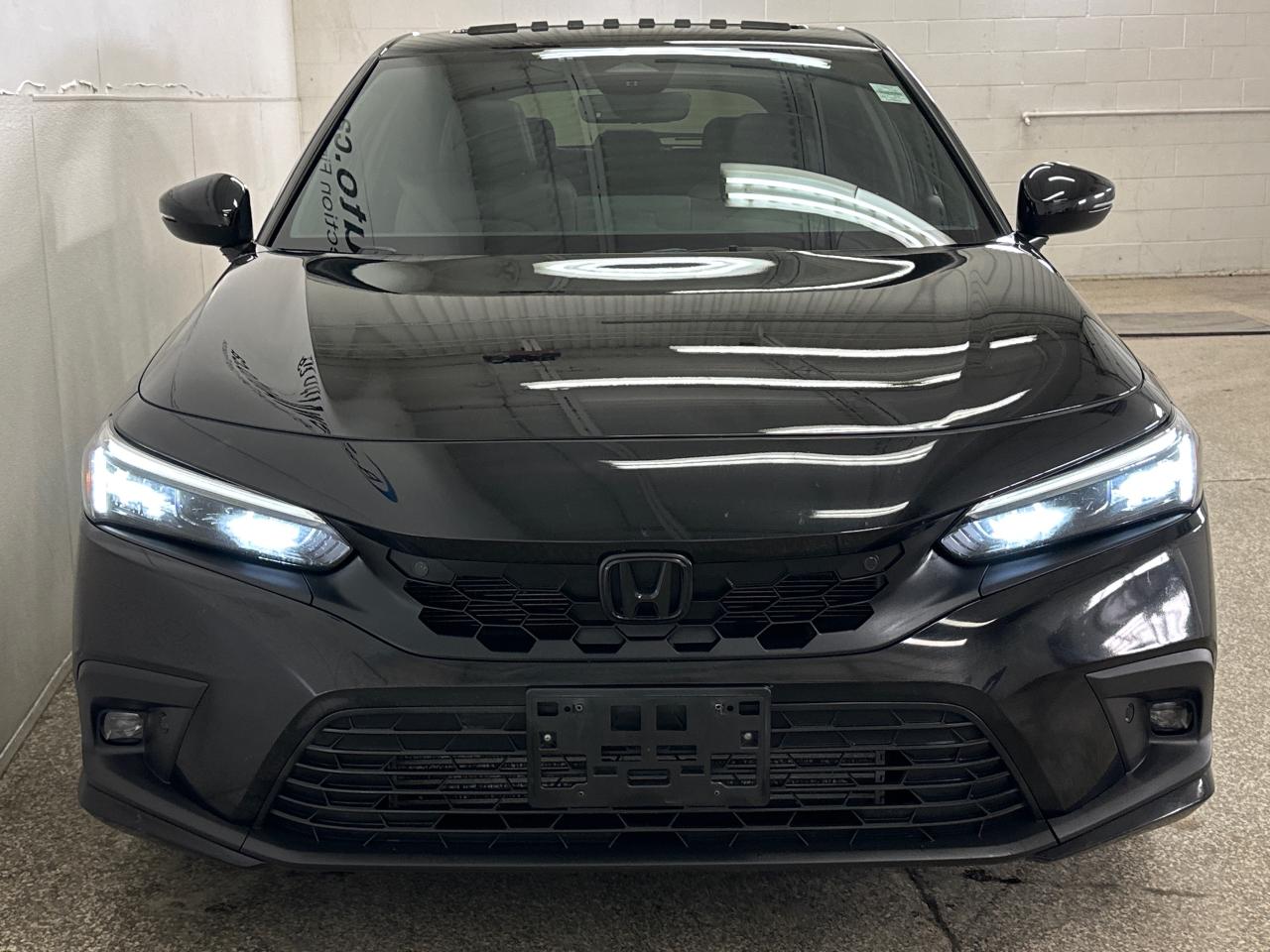 2023 Honda Civic Sport Touring 4dr Hatchback Photo