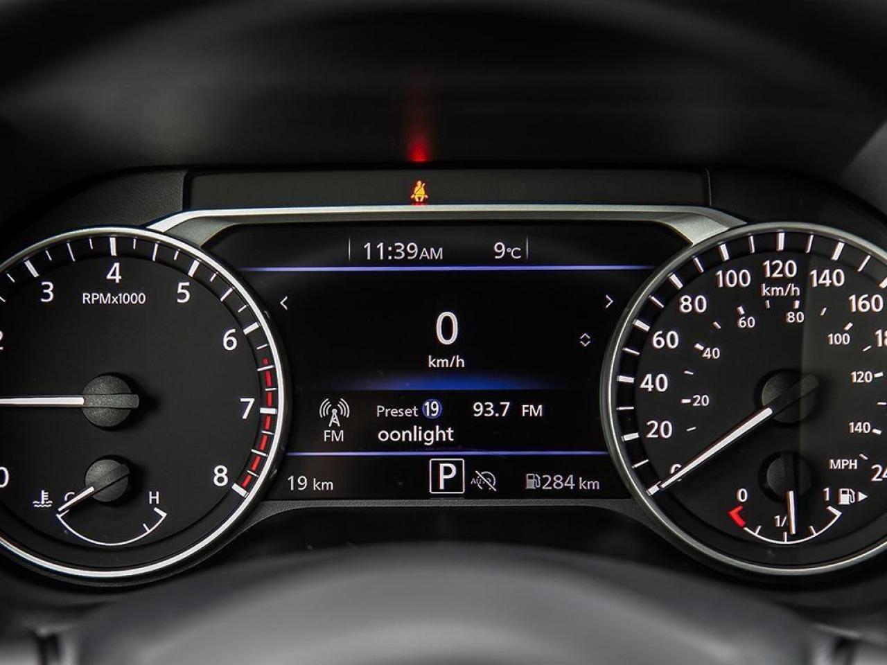 2025 Nissan Sentra SV 4DR SEDAN Photo