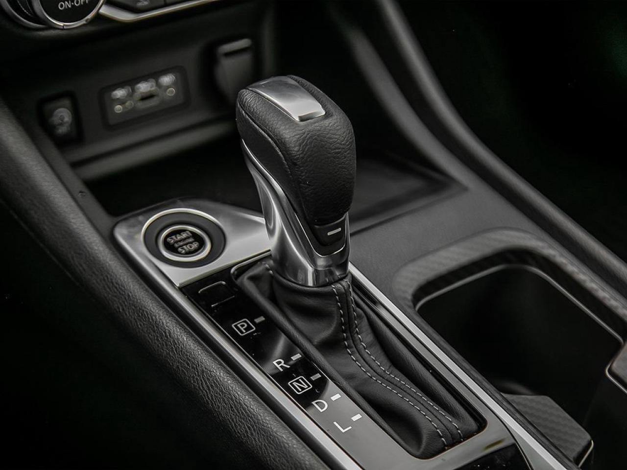 2025 Nissan Sentra SV 4DR SEDAN Photo