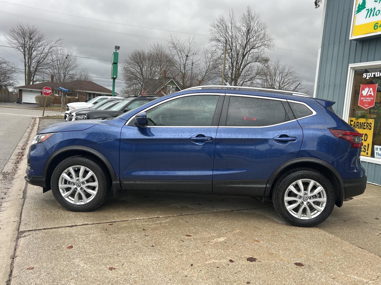2023 Nissan Qashqai SV   ** MOONROOF ** AWD ** Photo