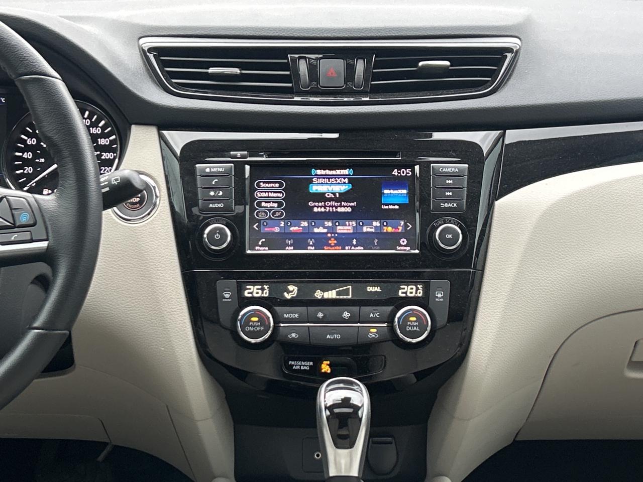 2023 Nissan Qashqai SV   ** MOONROOF ** AWD ** Photo