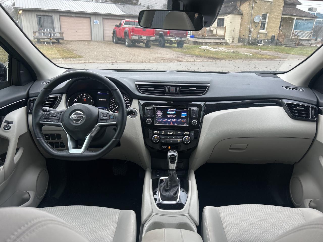 2023 Nissan Qashqai SV   ** MOONROOF ** AWD ** Photo