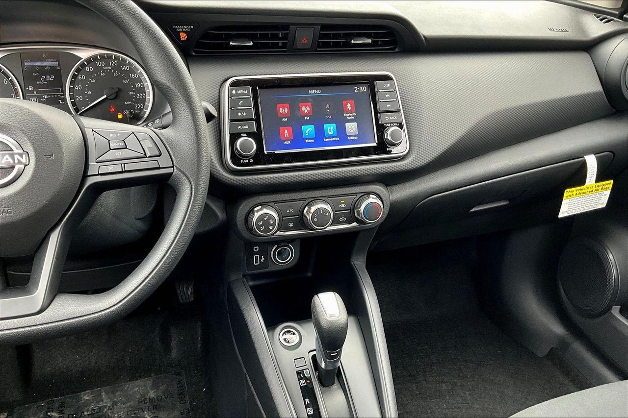 2025 Nissan Kicks Play S 4dr Front-Wheel Drive Photo