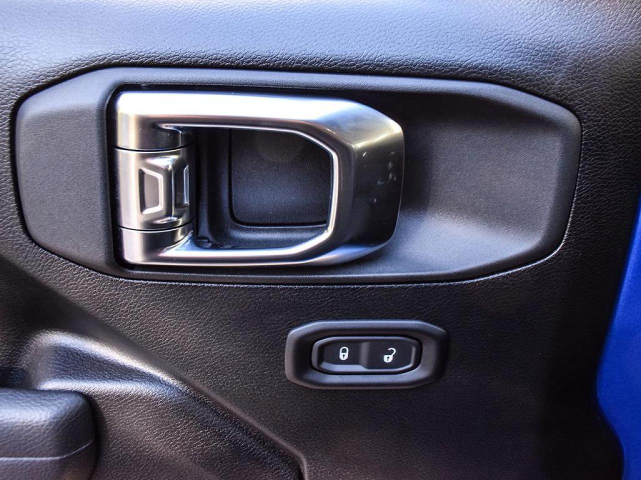 2025 Jeep Wrangler Sport 4dr 4x4 Photo