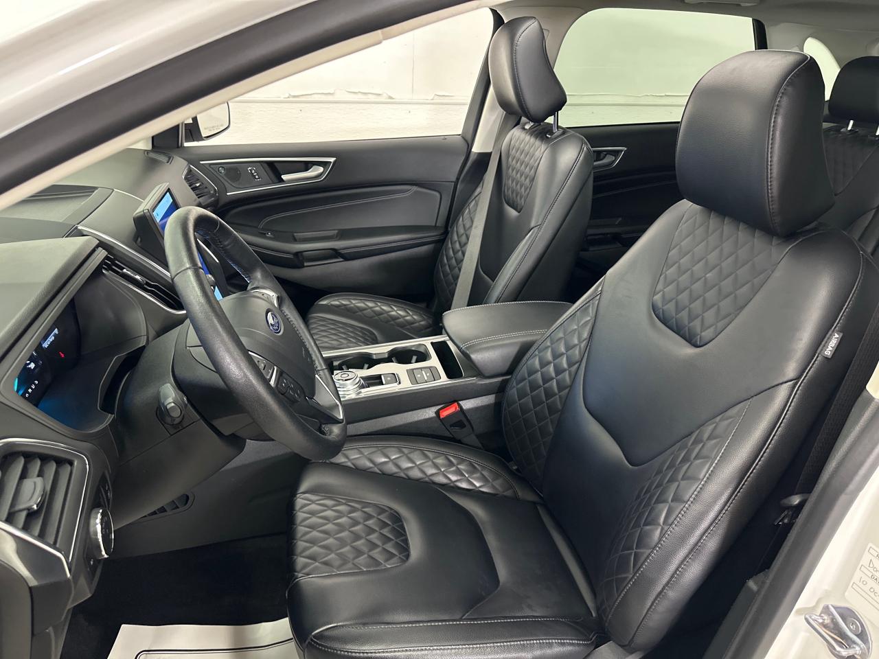 2024 Ford Edge TITANIUM 4DR ALL-WHEEL DRIVE Photo