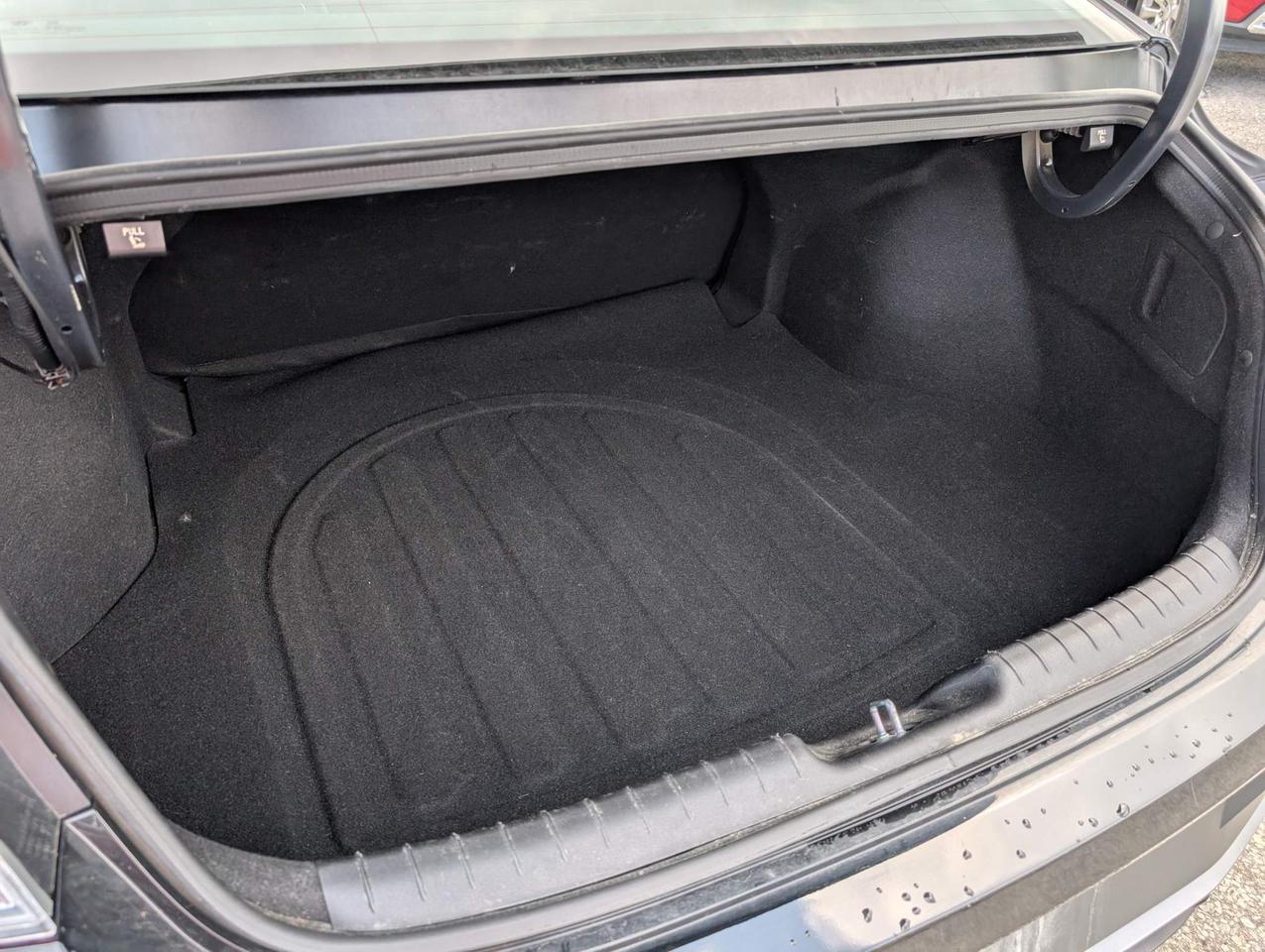 2024 Hyundai Elantra PREFERRED 4DR SEDAN Photo