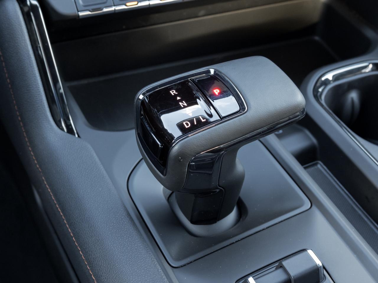 2025 GMC Sierra 1500 4WD Crew Cab 147  AT4 Photo