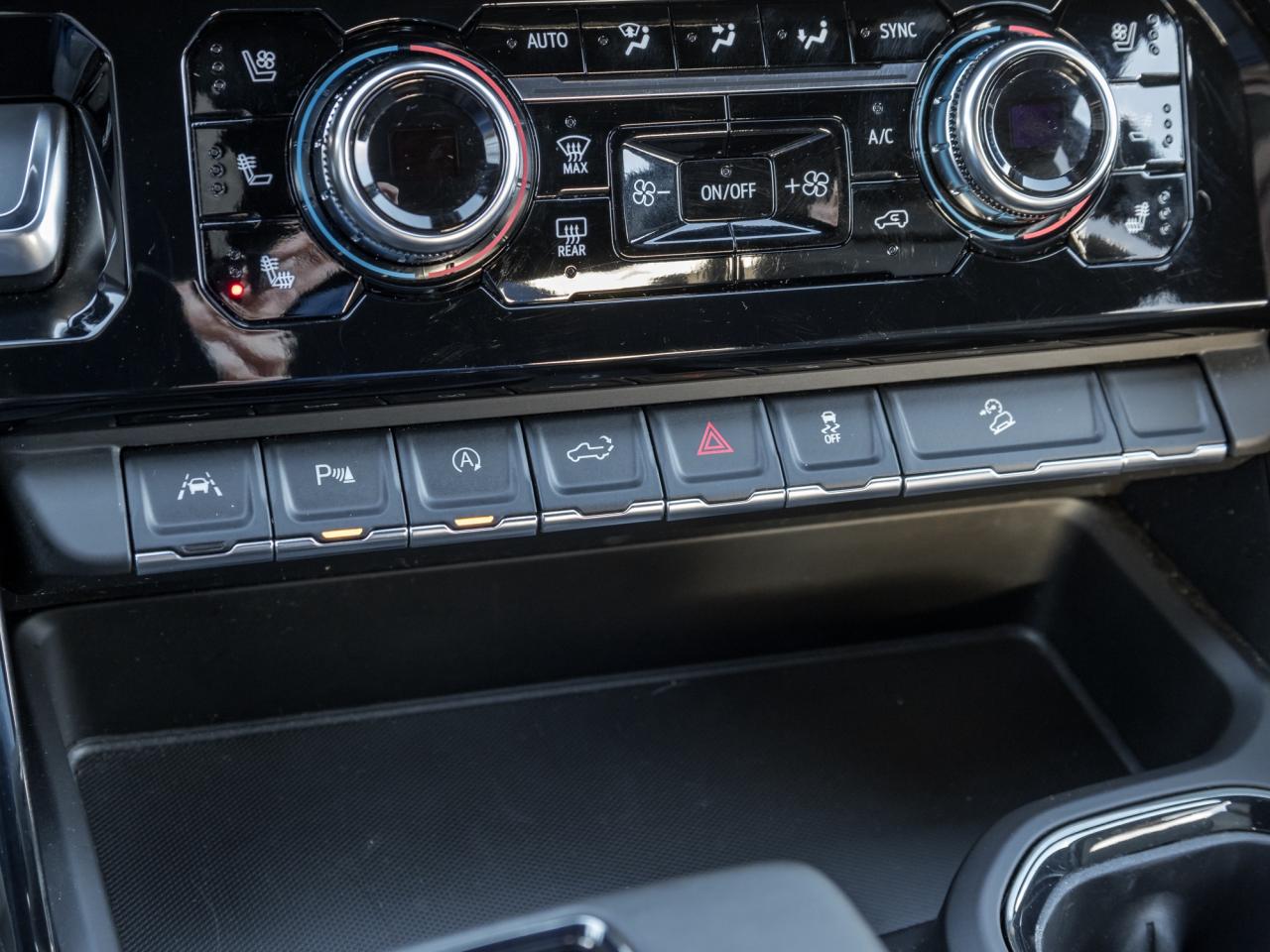 2025 GMC Sierra 1500 3.0L DIESEL, AT4 PREMIUM PKG, 20" WHEELS Photo