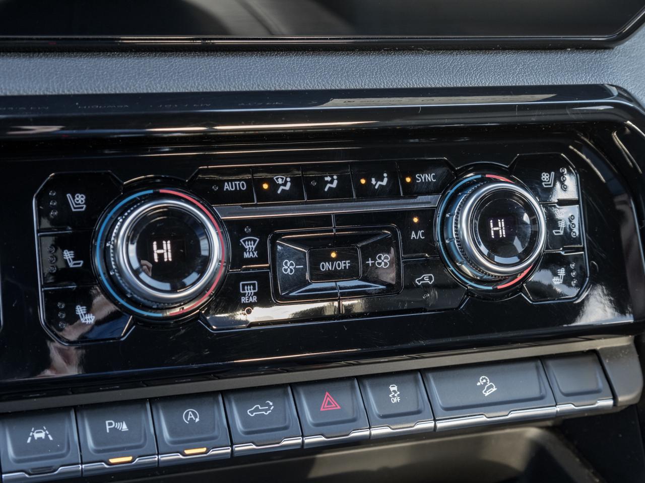 2025 GMC Sierra 1500 4WD Crew Cab 147  AT4 Photo