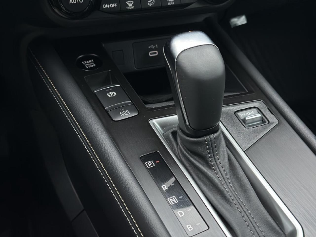 2025 Nissan Kicks SV Photo