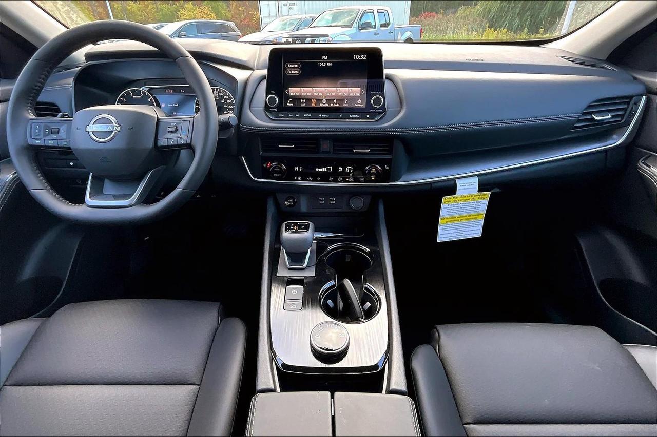 2026 Nissan Rogue SV Moonroof 4dr All-Wheel Drive Sport Utility Photo4