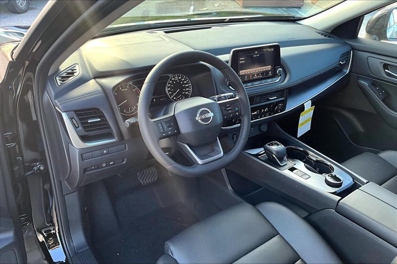 2026 Nissan Rogue SV Moonroof 4dr All-Wheel Drive Sport Utility Photo