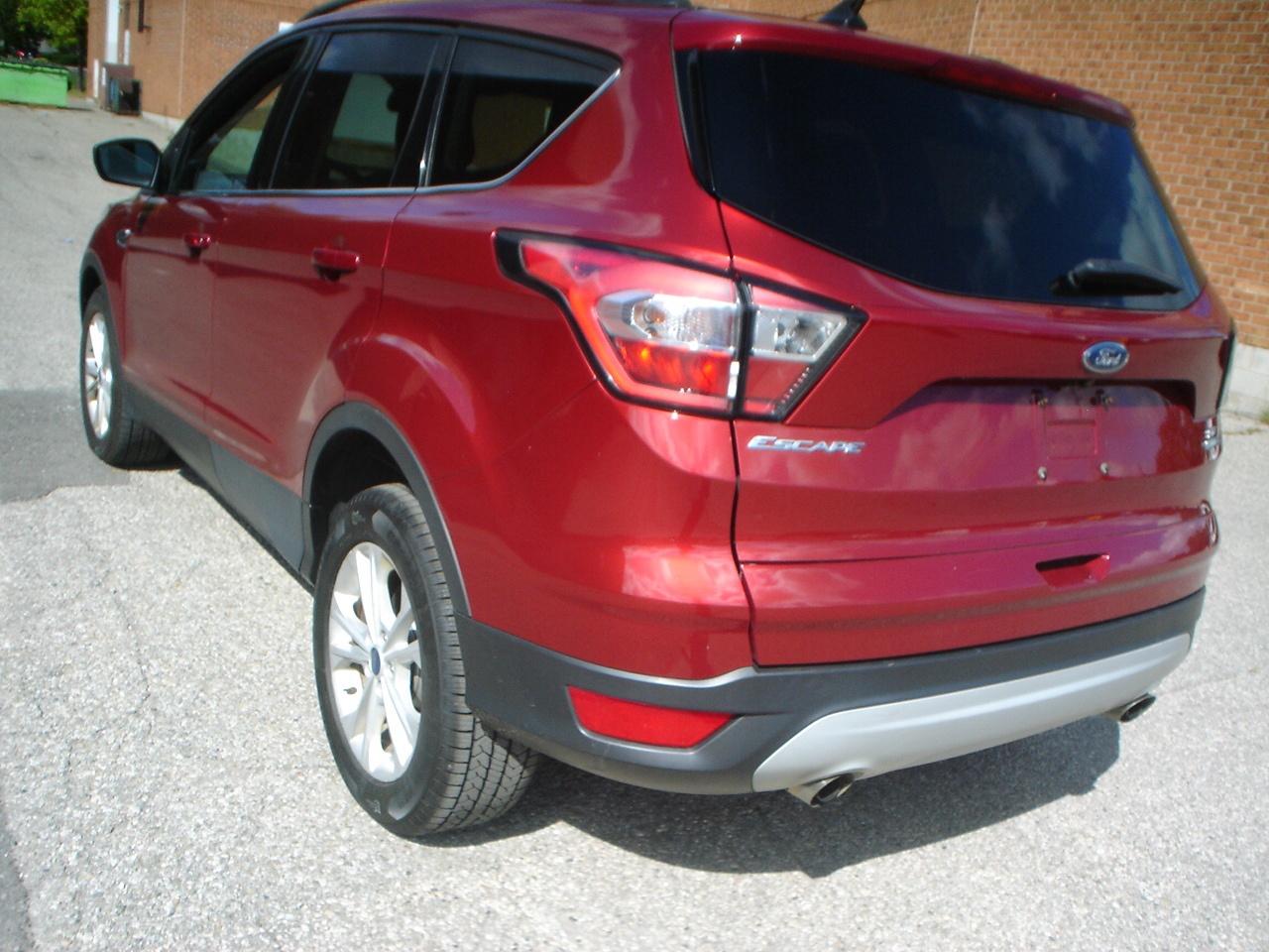 2018 Ford Escape SE 4WD Photo