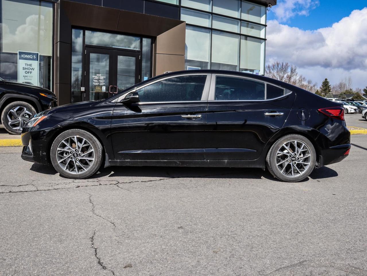 2020 Hyundai Elantra Ultimate 4dr Sedan Photo4