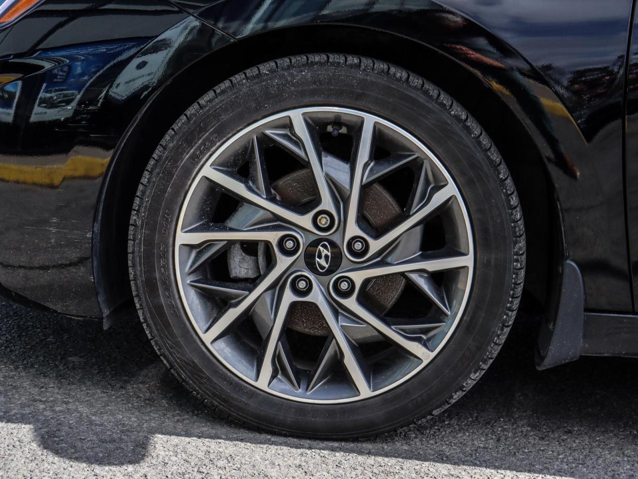 2020 Hyundai Elantra Ultimate 4dr Sedan Photo