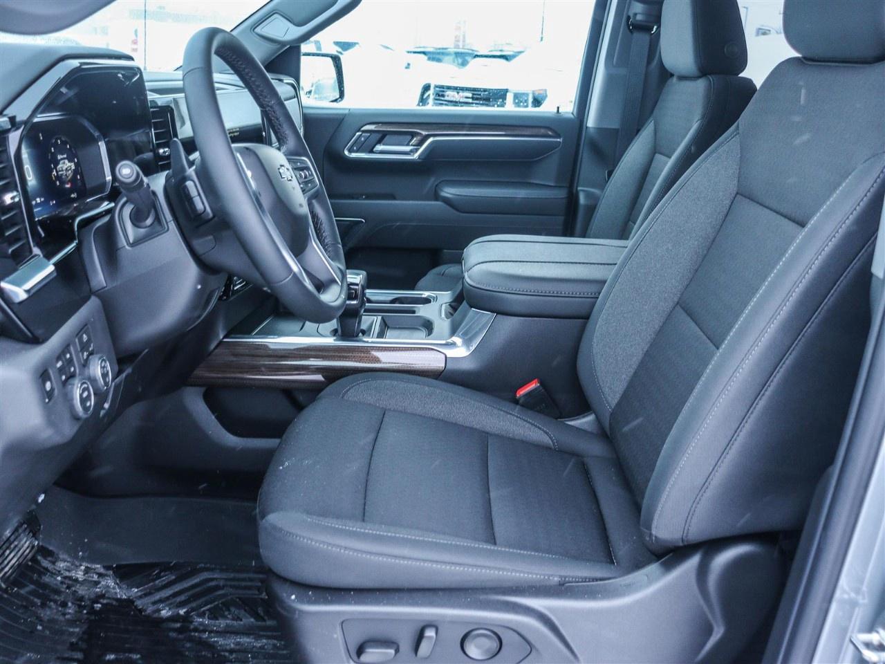 2026 Chevrolet Silverado 1500 Crew Cab Standard Box 4-Wheel Drive RST Photo