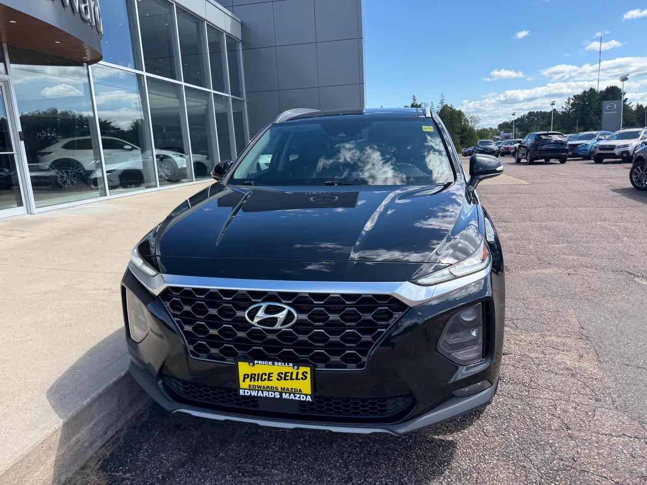 2020 Hyundai Santa Fe Preferred 2.4 4dr All-Wheel Drive Photo4