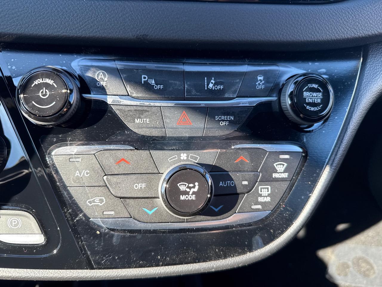 2026 Chrysler Grand Caravan SXT Front-Wheel Drive Passenger Van Photo