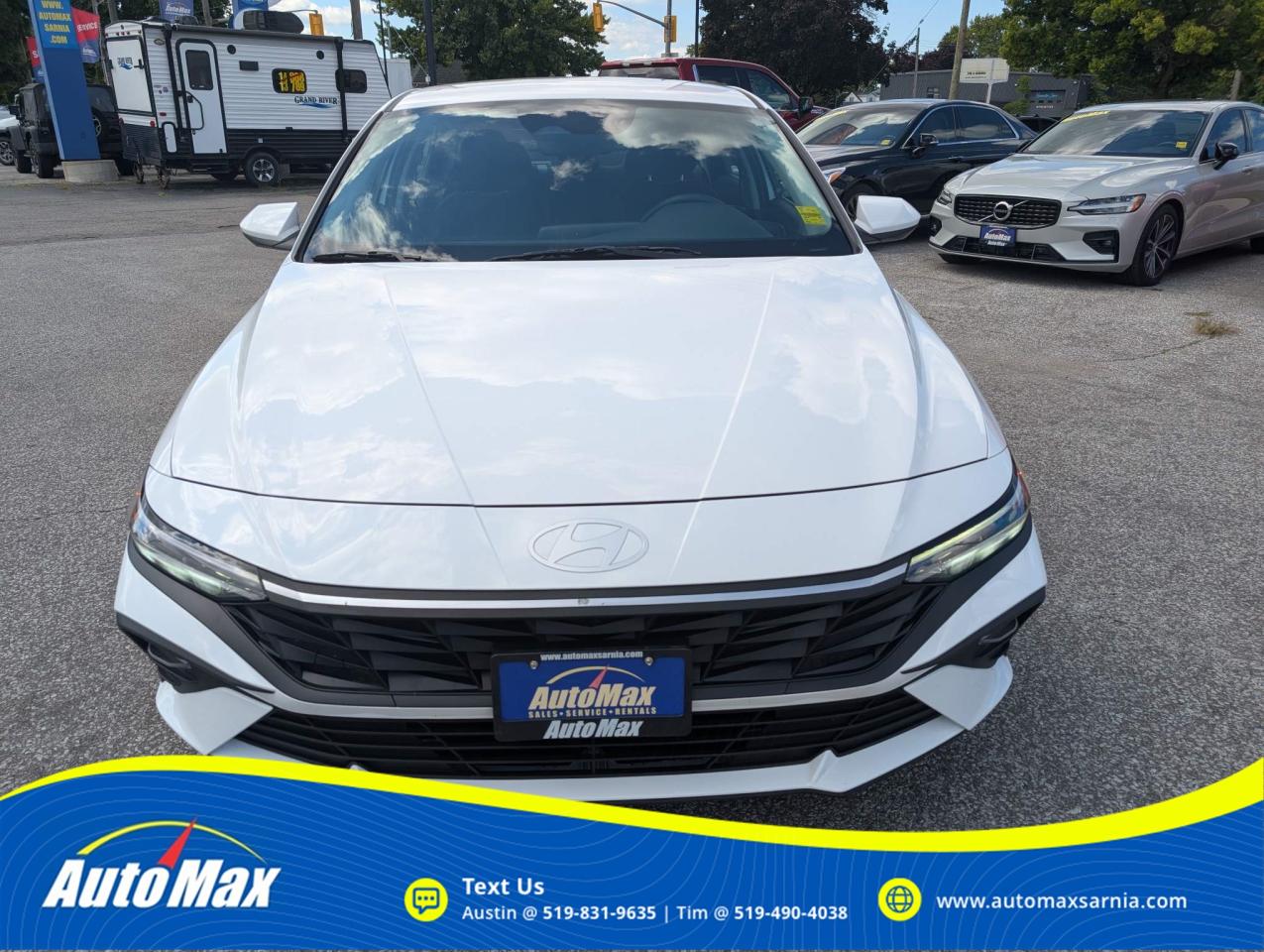 2024 Hyundai Elantra ESSENTIAL 4DR SEDAN Photo