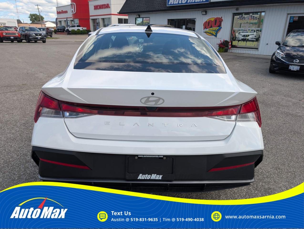 2024 Hyundai Elantra ESSENTIAL 4DR SEDAN Photo