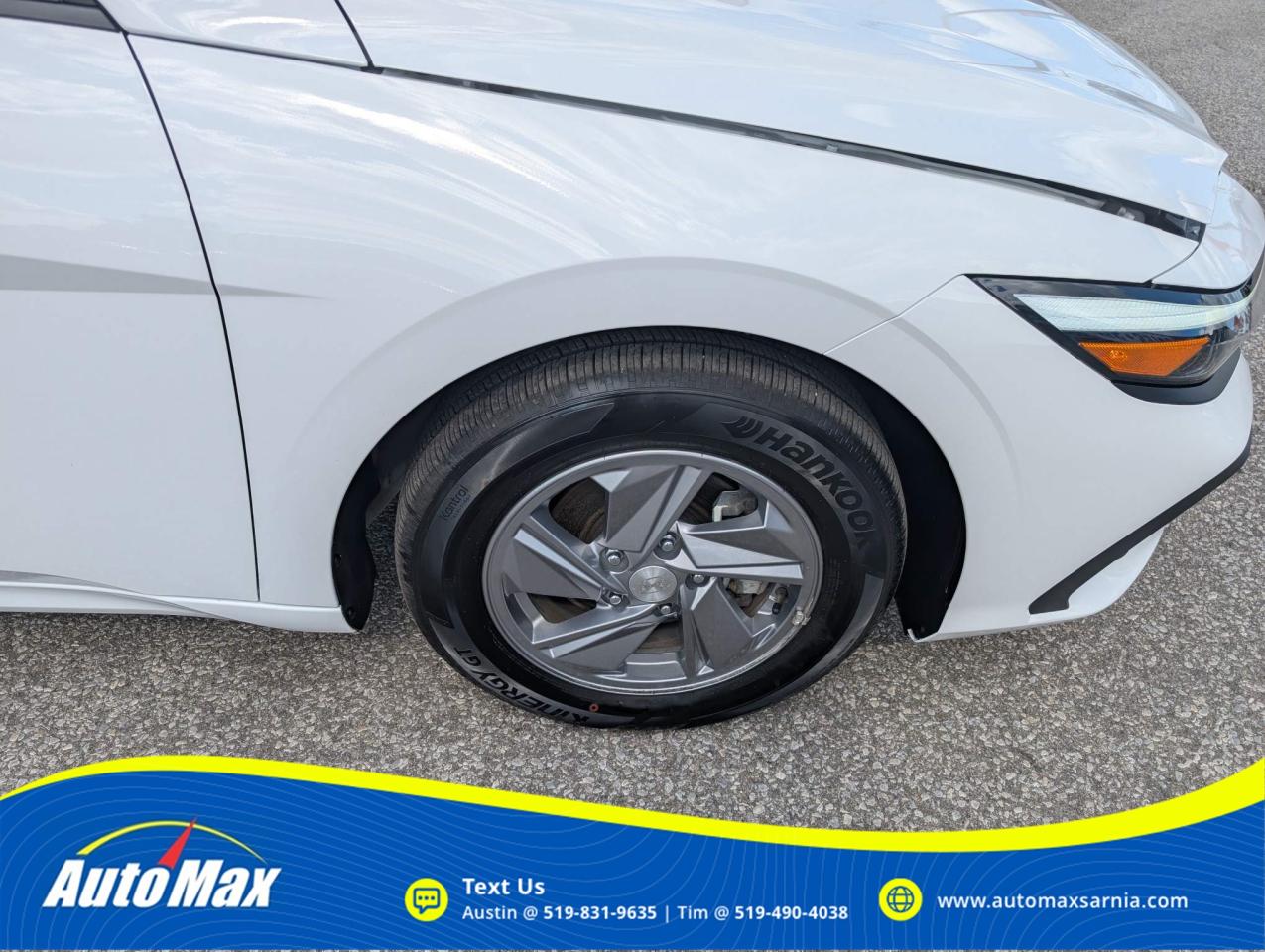 2024 Hyundai Elantra ESSENTIAL 4DR SEDAN Photo