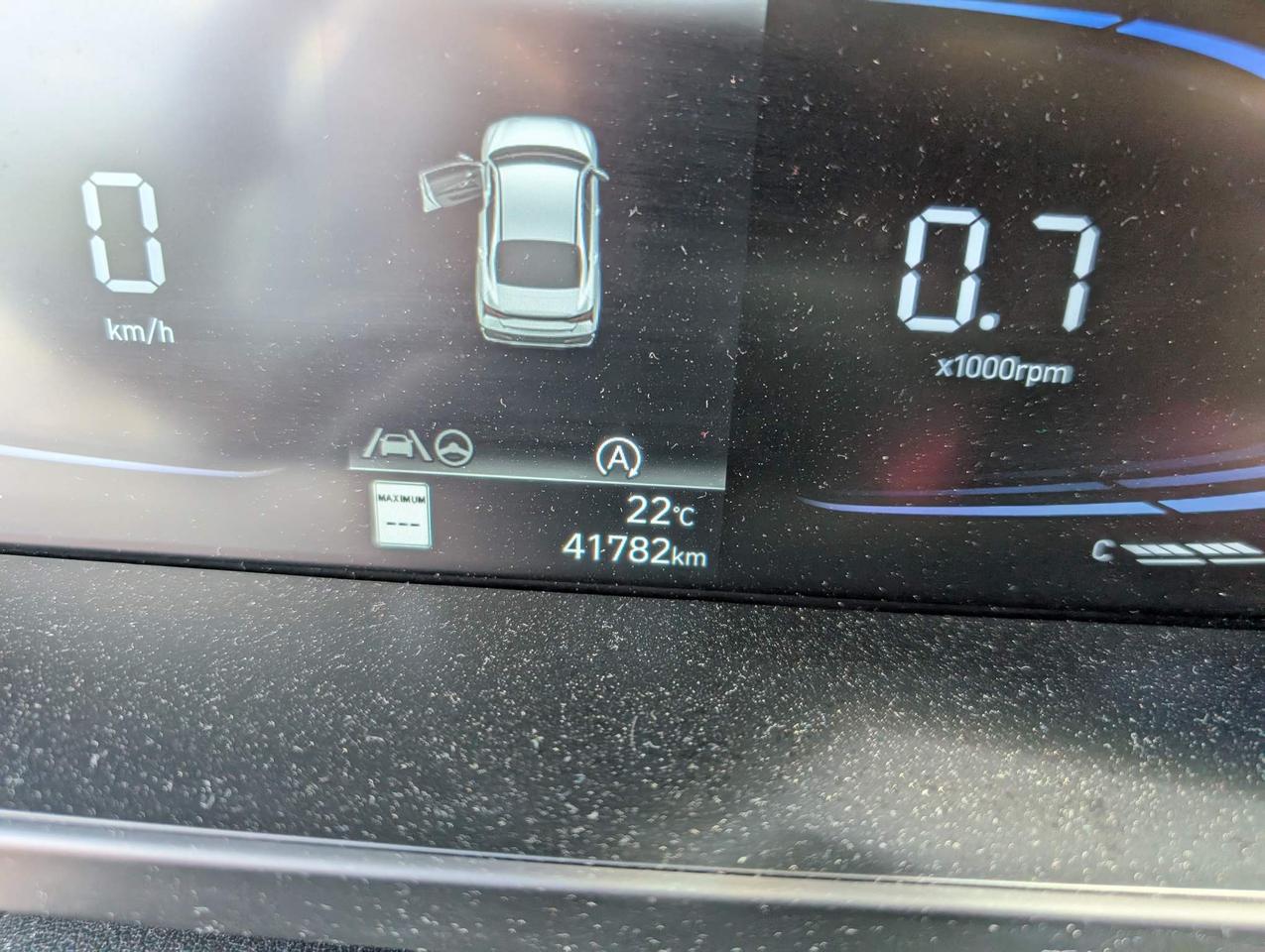 2024 Hyundai Elantra ESSENTIAL 4DR SEDAN Photo