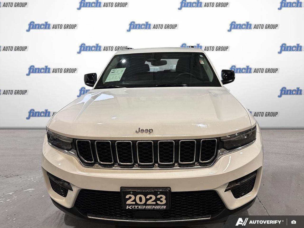 2023 Jeep Grand Cherokee Laredo 4dr 4x4 Photo