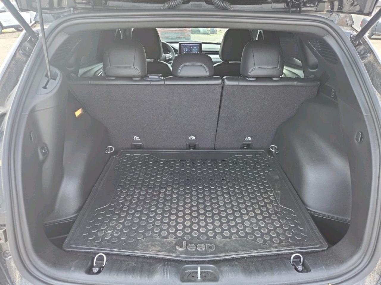 2025 Jeep Compass North 4dr 4x4 Photo3