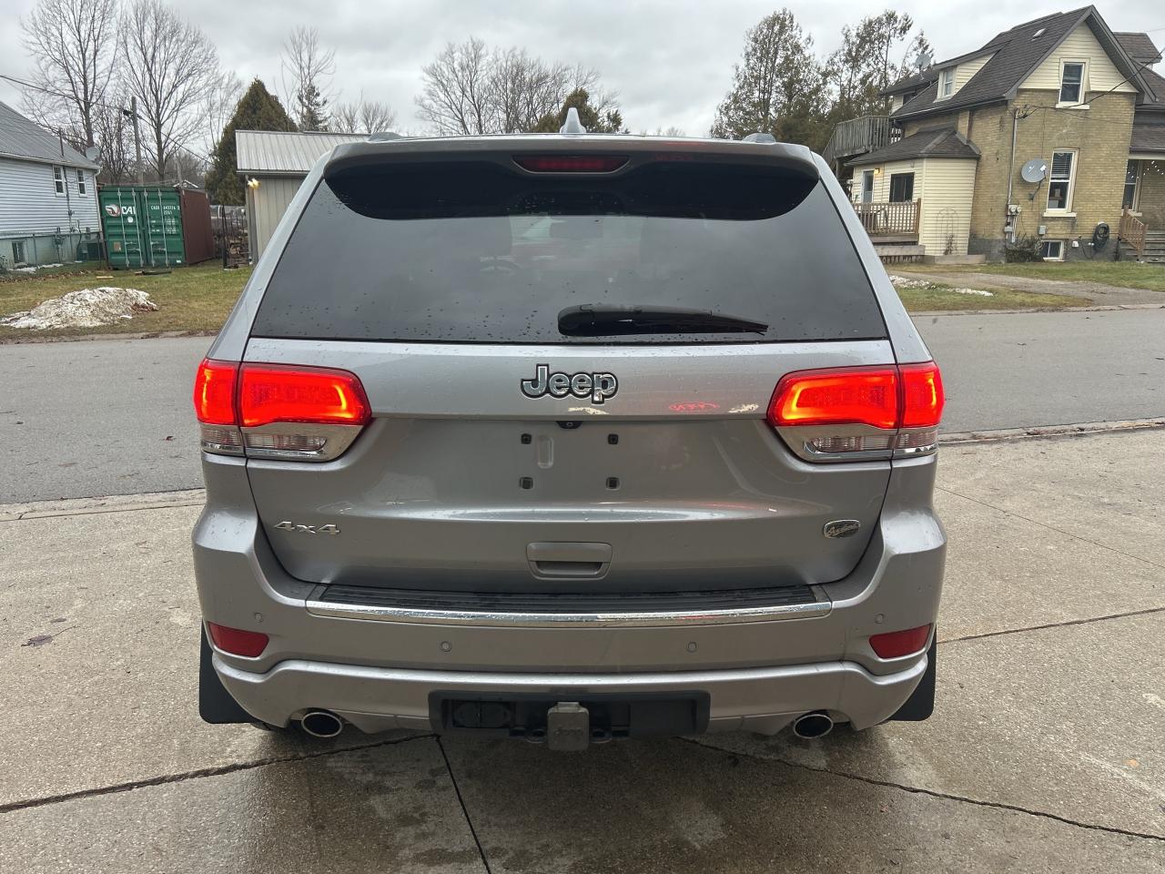 2014 Jeep Grand Cherokee Overland  ** THE  CAT'S  MEOW ! ** Photo