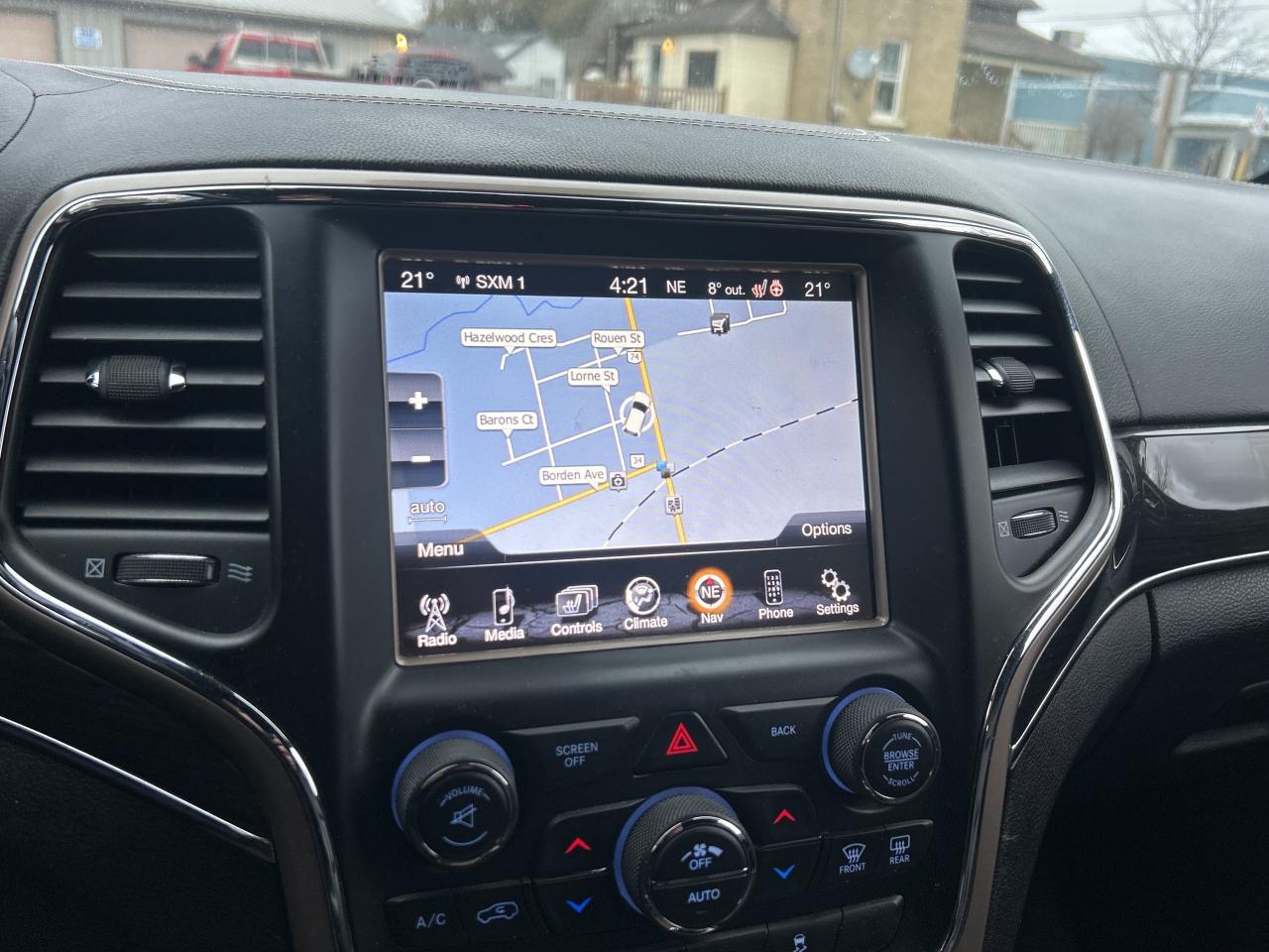 2014 Jeep Grand Cherokee Overland  ** THE  CAT'S  MEOW ! ** Photo