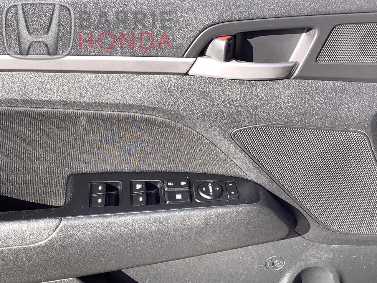 2018 Hyundai Elantra GL (A6) 4dr Sedan Photo