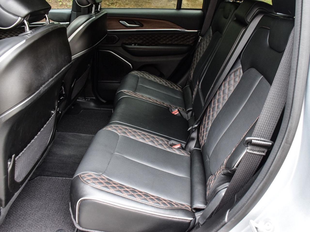 2023 Jeep Grand Cherokee Summit 4dr 4x4 Photo