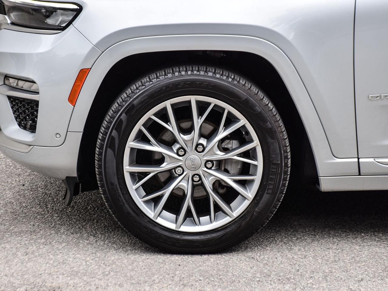 2023 Jeep Grand Cherokee Summit 4dr 4x4 Photo