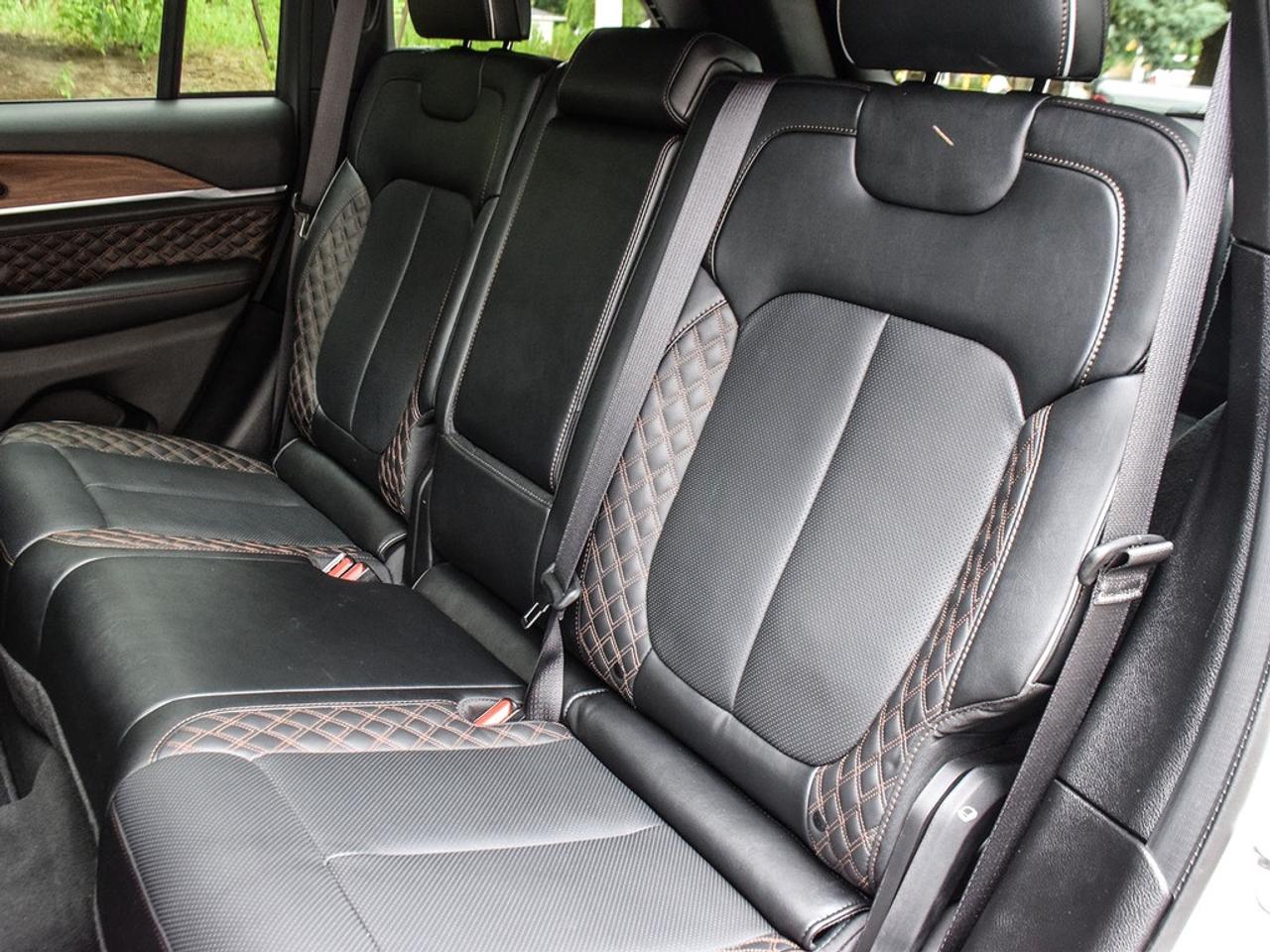 2023 Jeep Grand Cherokee Summit 4dr 4x4 Photo