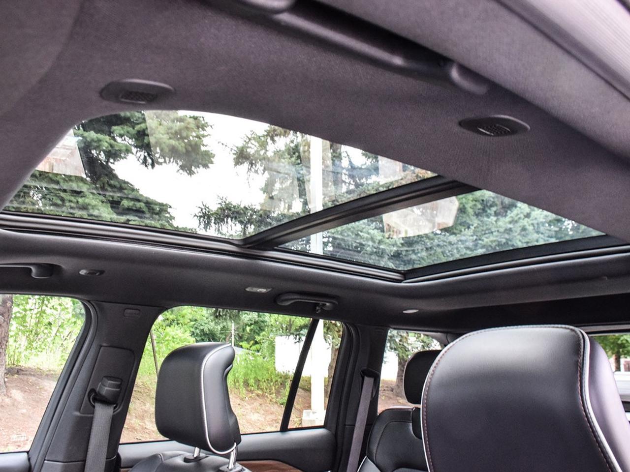 2023 Jeep Grand Cherokee Summit 4dr 4x4 Photo