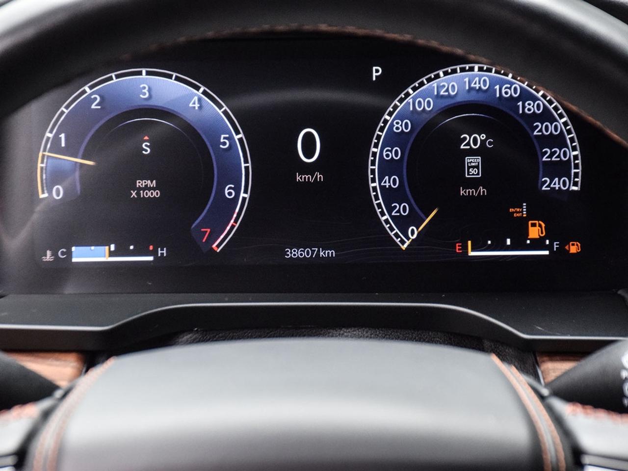 2023 Jeep Grand Cherokee Summit 4dr 4x4 Photo