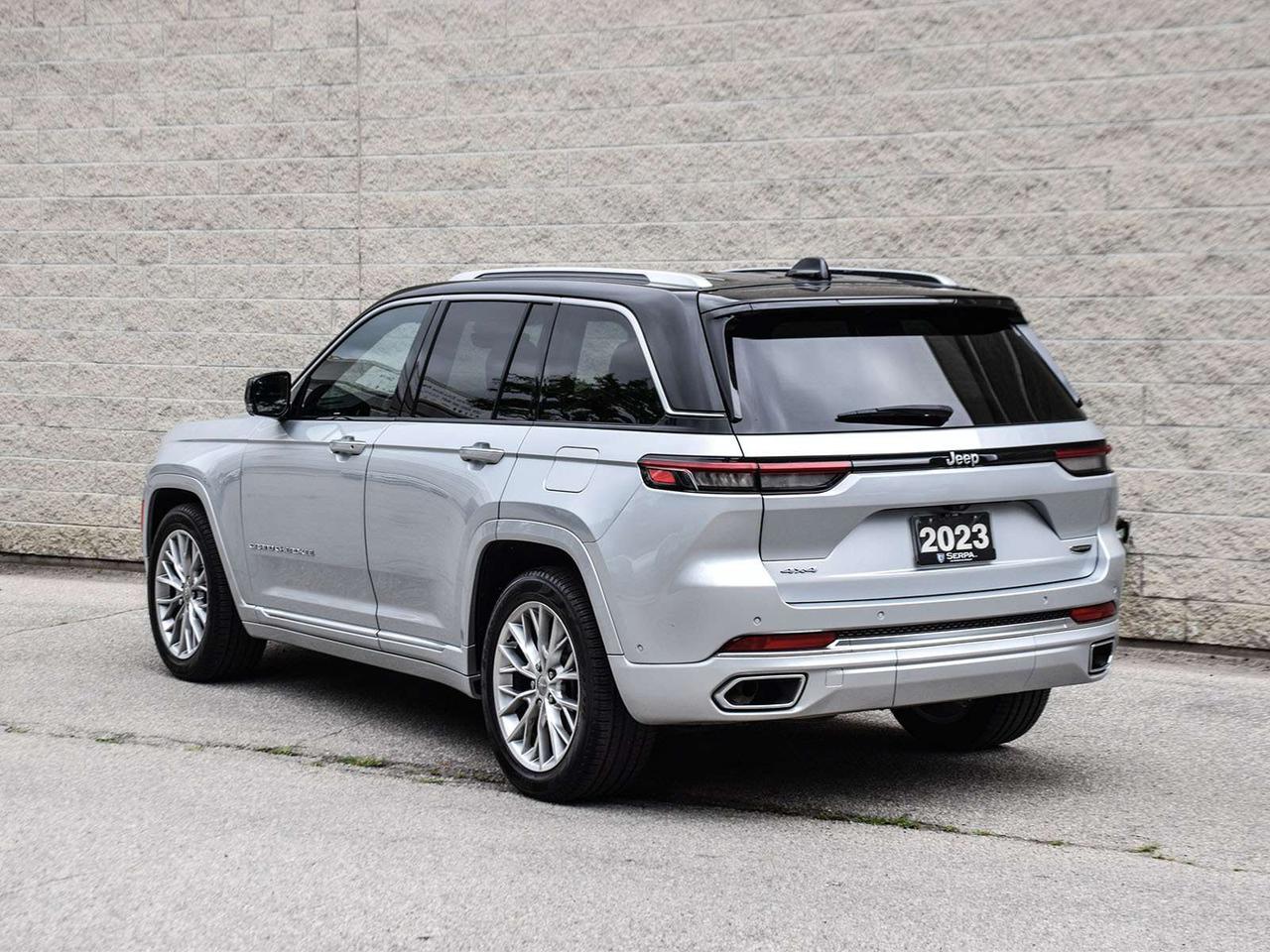 2023 Jeep Grand Cherokee Summit 4dr 4x4 Photo