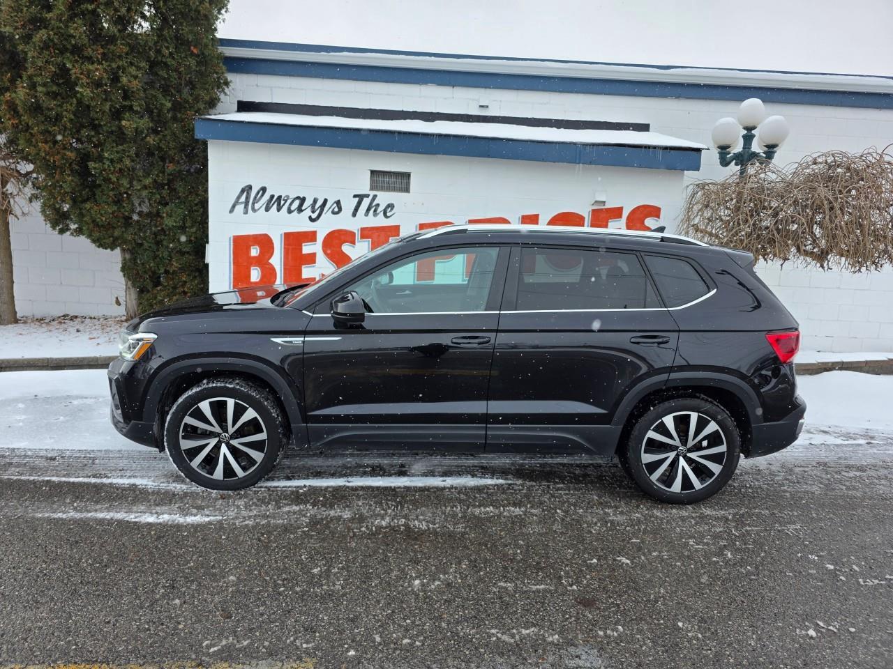 2022 Volkswagen Taos Highline 4dr All-Wheel Drive 4MOTION Photo4