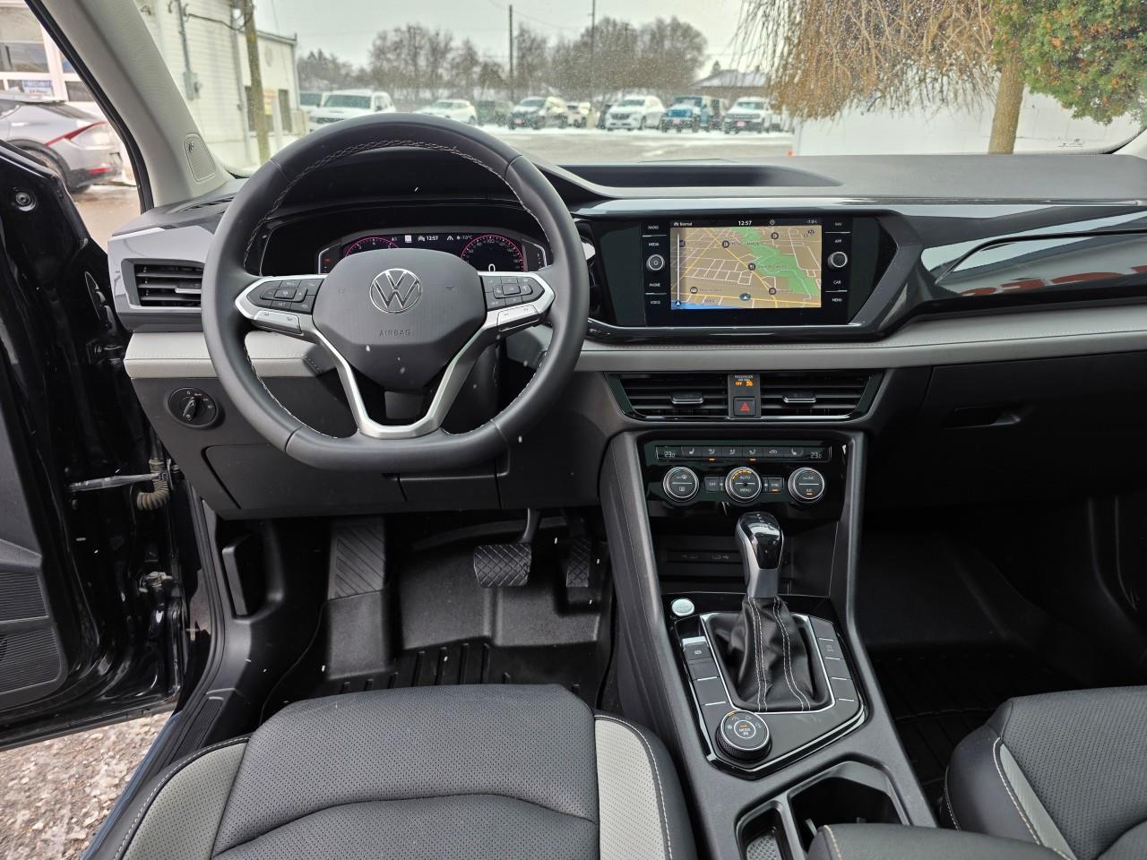 2022 Volkswagen Taos Highline 4dr All-Wheel Drive 4MOTION Photo