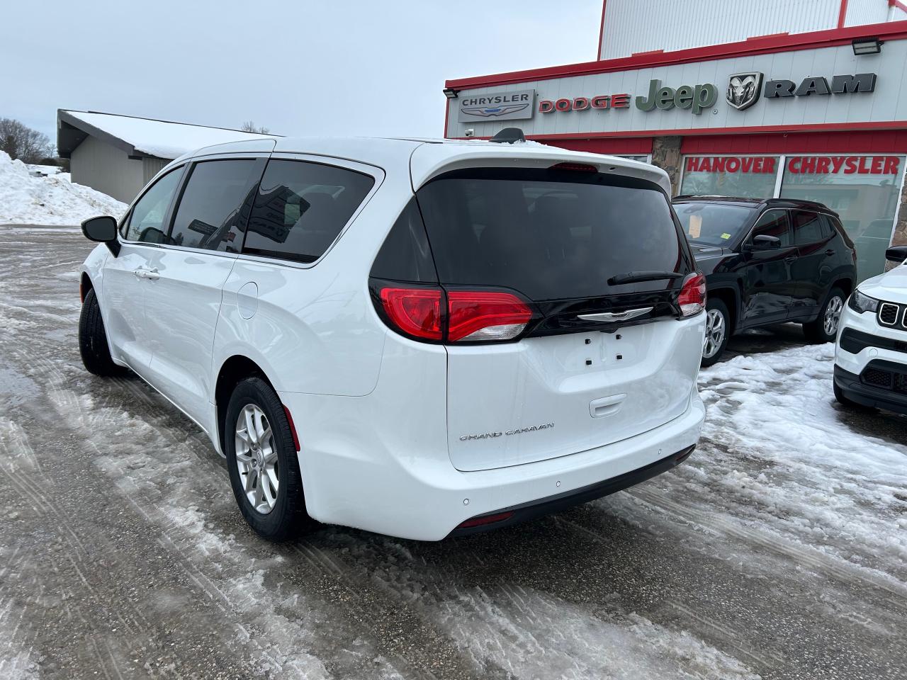 2026 Chrysler Grand Caravan SXT Front-Wheel Drive Passenger Van Photo2